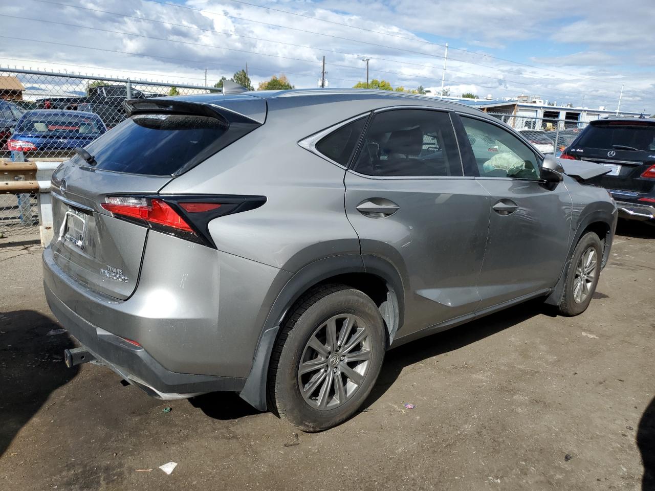 Obraz 3 z 2017 LEXUS NX 200T BASE 2017 z VIN JTJBARBZ9H2120351