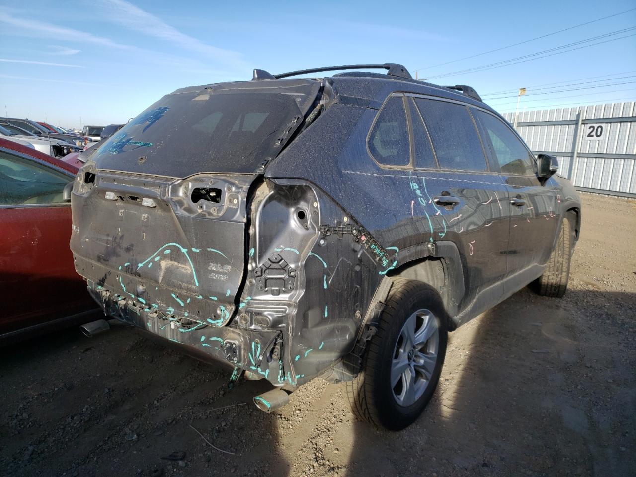 Изображение 3 2019 TOYOTA RAV4 XLE 2019 с VIN JTMP1RFV5KD027306