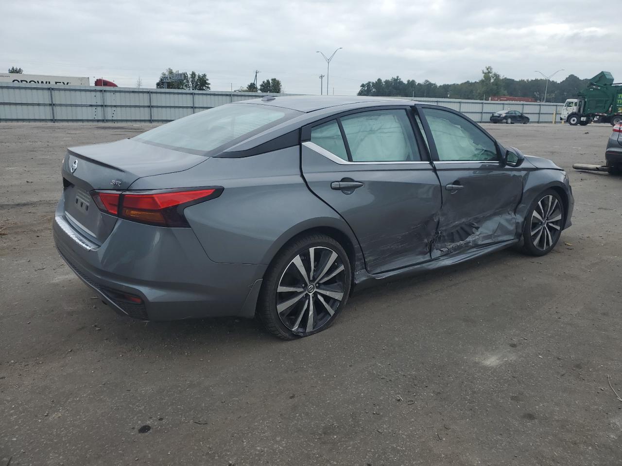 Image 3 of 2022 NISSAN ALTIMA SR 2022 with VIN 1N4BL4CV4NN342601