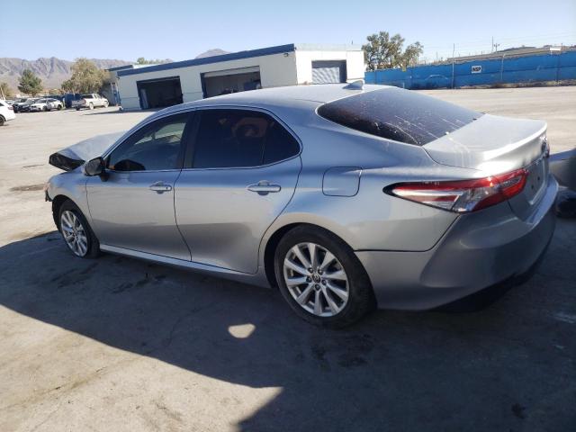 Obraz 2 z 2020 TOYOTA CAMRY LE 2020 z VIN 4T1C11AK2LU371699