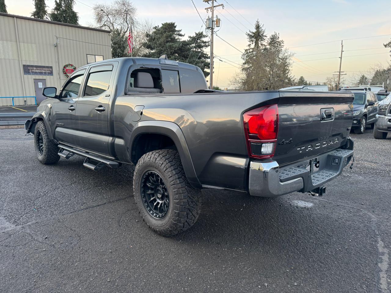 Image 3 of 2022 TOYOTA TACOMA DOUBLE CAB 2022 with VIN 3TMDZ5BN7NM139379