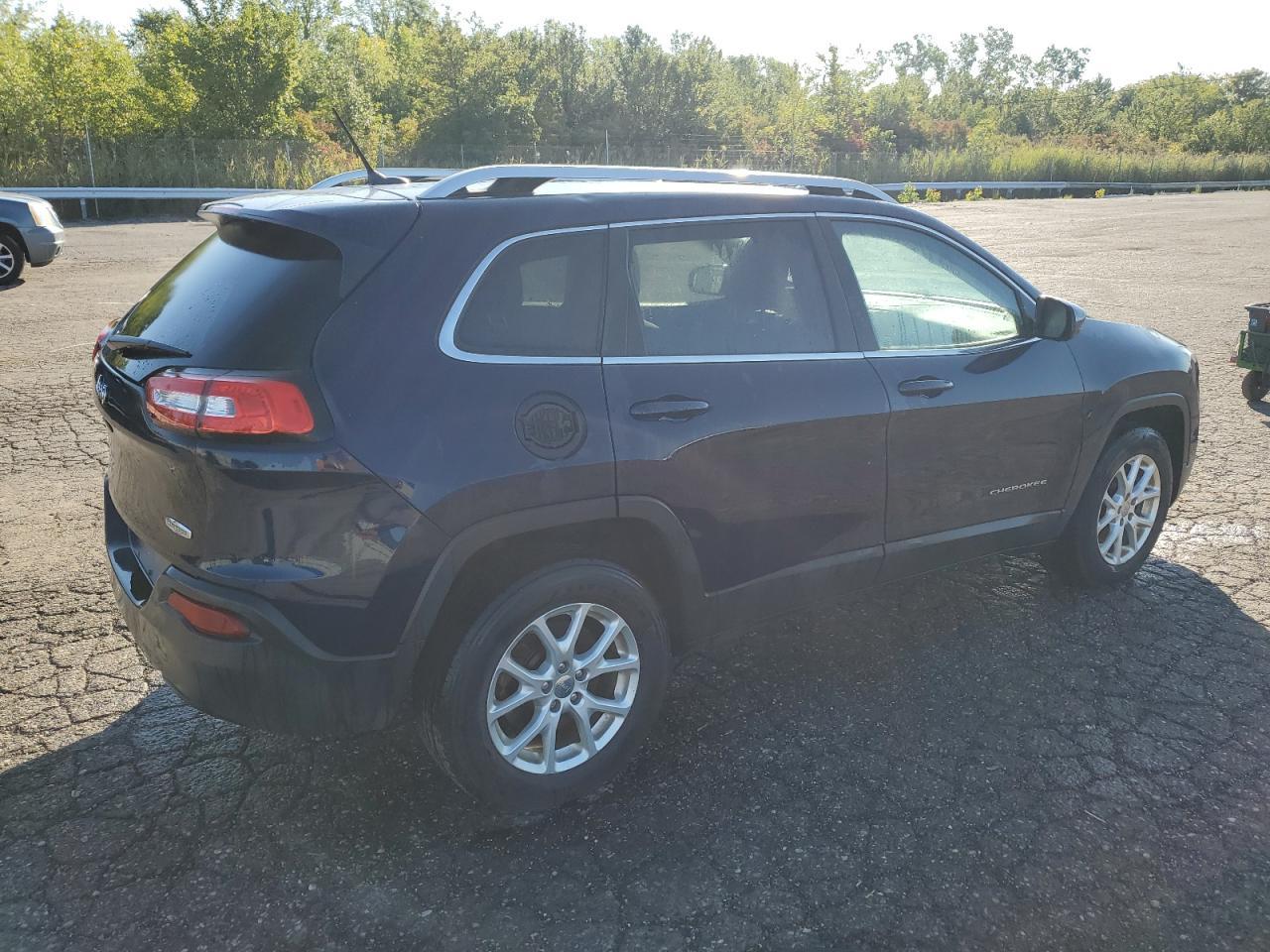 Image 3 of 2014 JEEP CHEROKEE LATITUDE 2014 with VIN 1C4PJMCB1EW223541