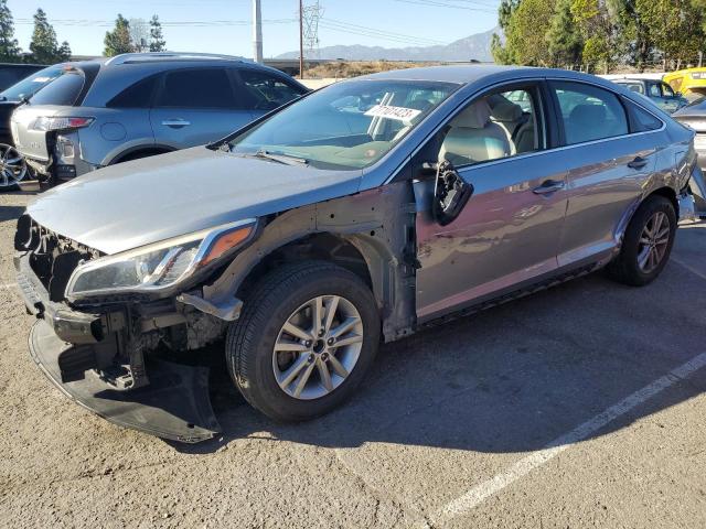 Obraz 1 z 2017 HYUNDAI SONATA SE 2017 z VIN 5NPE24AF8HH558459