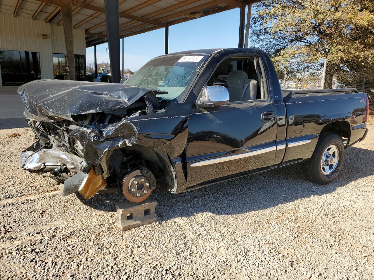 Image 1 of 1999 GMC NEW SIERRA C1500 1999 with VIN 1GTEC14TXXZ510286
