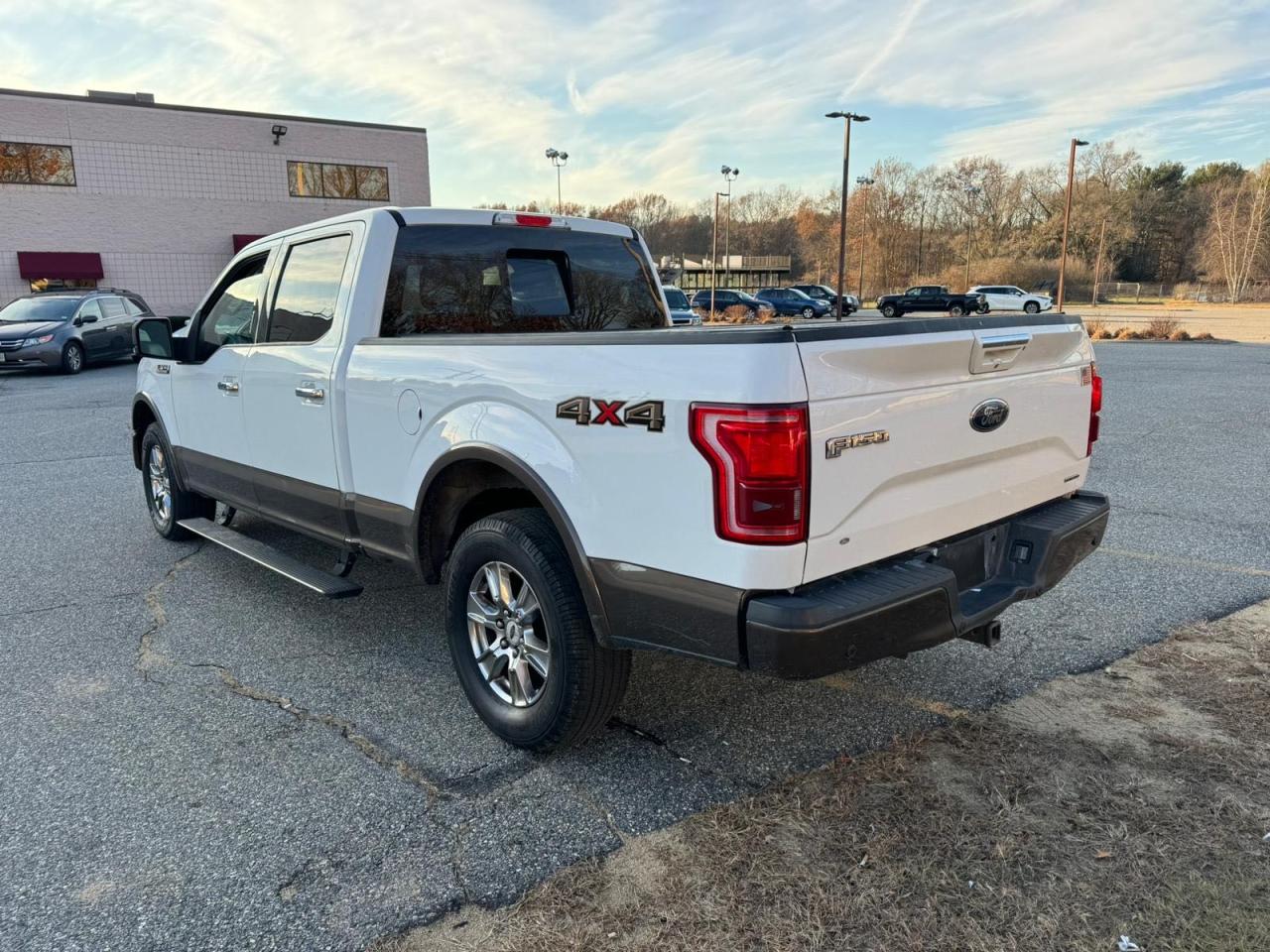 Image 3 of 2015 FORD F150 SUPERCREW 2015 with VIN 1FTFW1EFXFFA08107