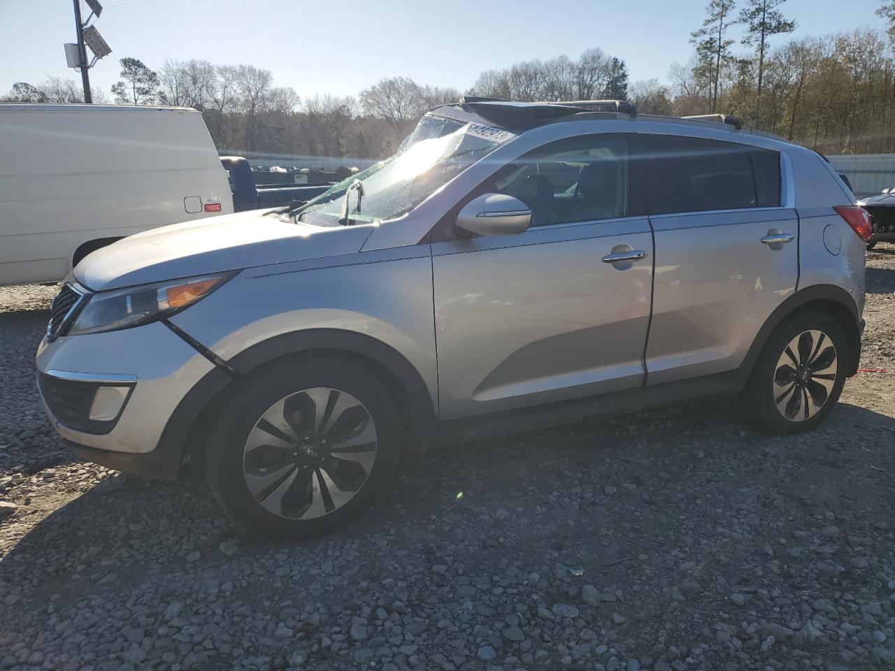 Image 1 of 2011 KIA SPORTAGE EX 2011 with VIN KNDPC3A67B7163524