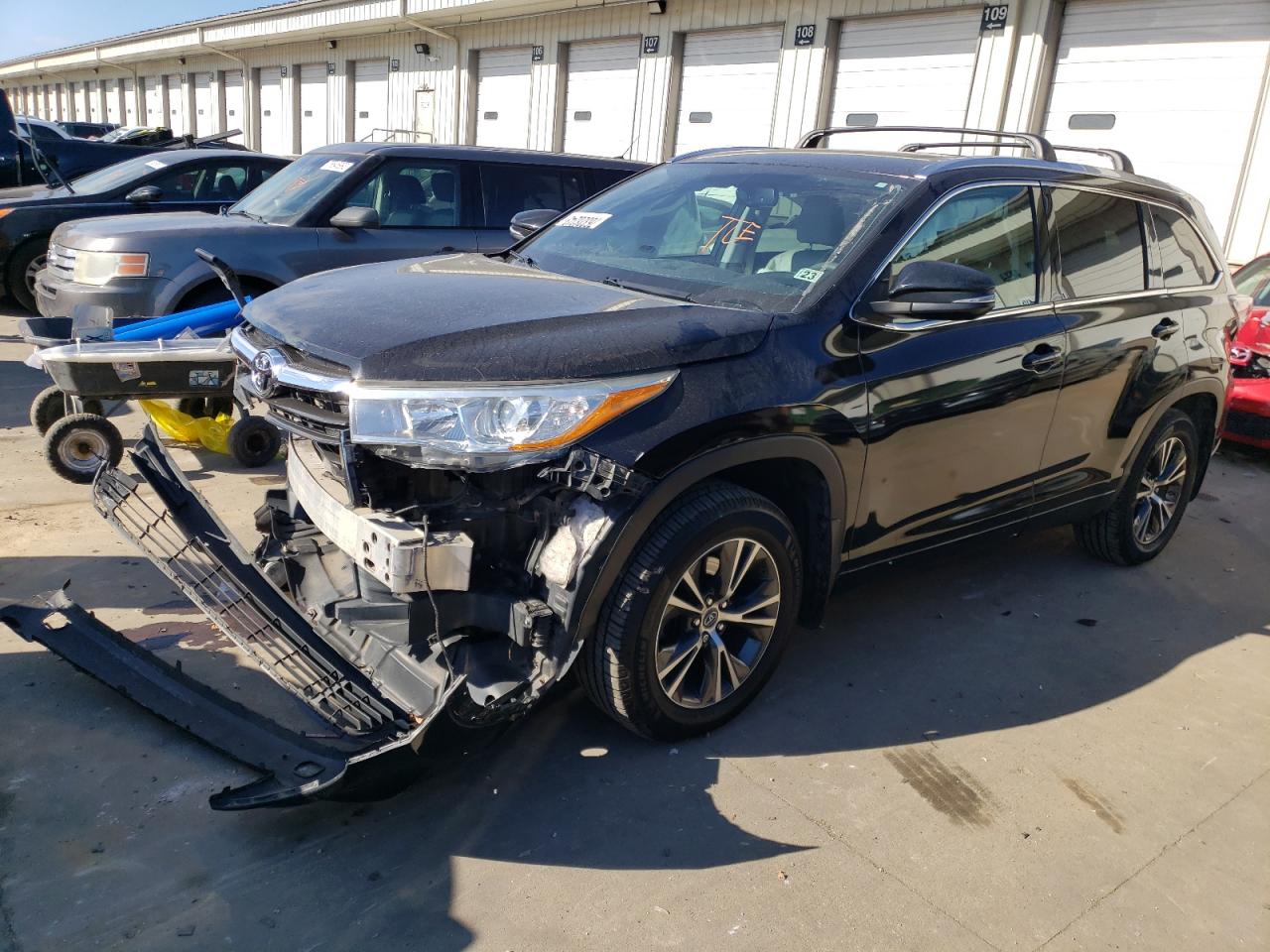 2016 TOYOTA HIGHLANDER XLE 2016 image