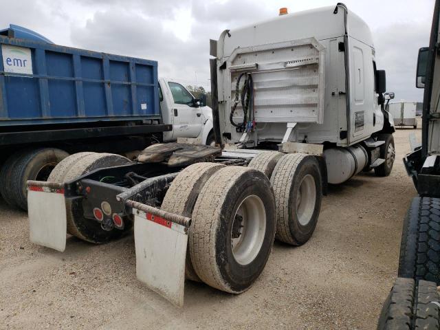Image 3 of 2017 FREIGHTLINER CASCADIA 125  2017 with VIN 3AKJGLDR6HSHW0681