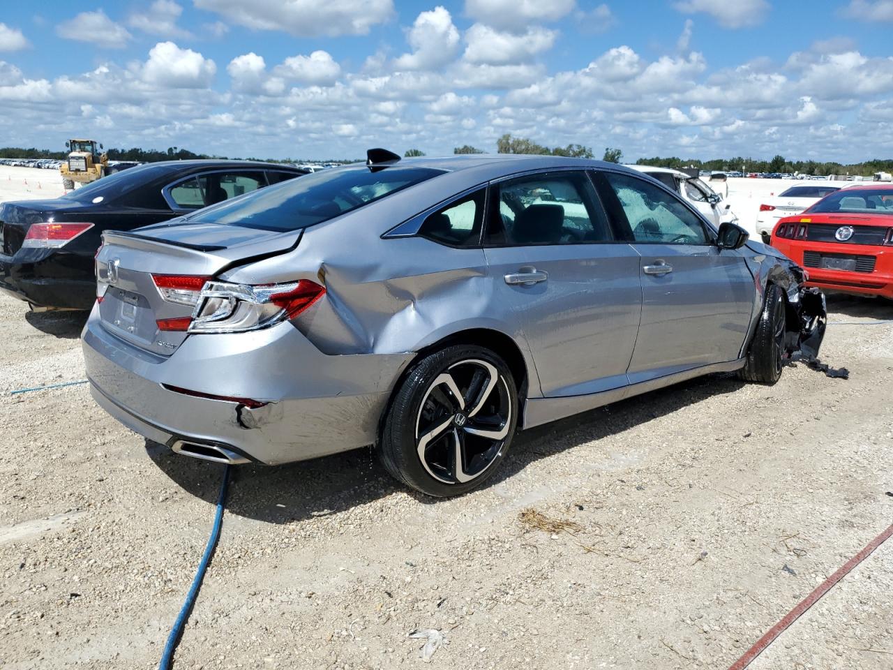 Изображение 3 2022 HONDA ACCORD SPORT 2022 с VIN 1HGCV1F37NA095794