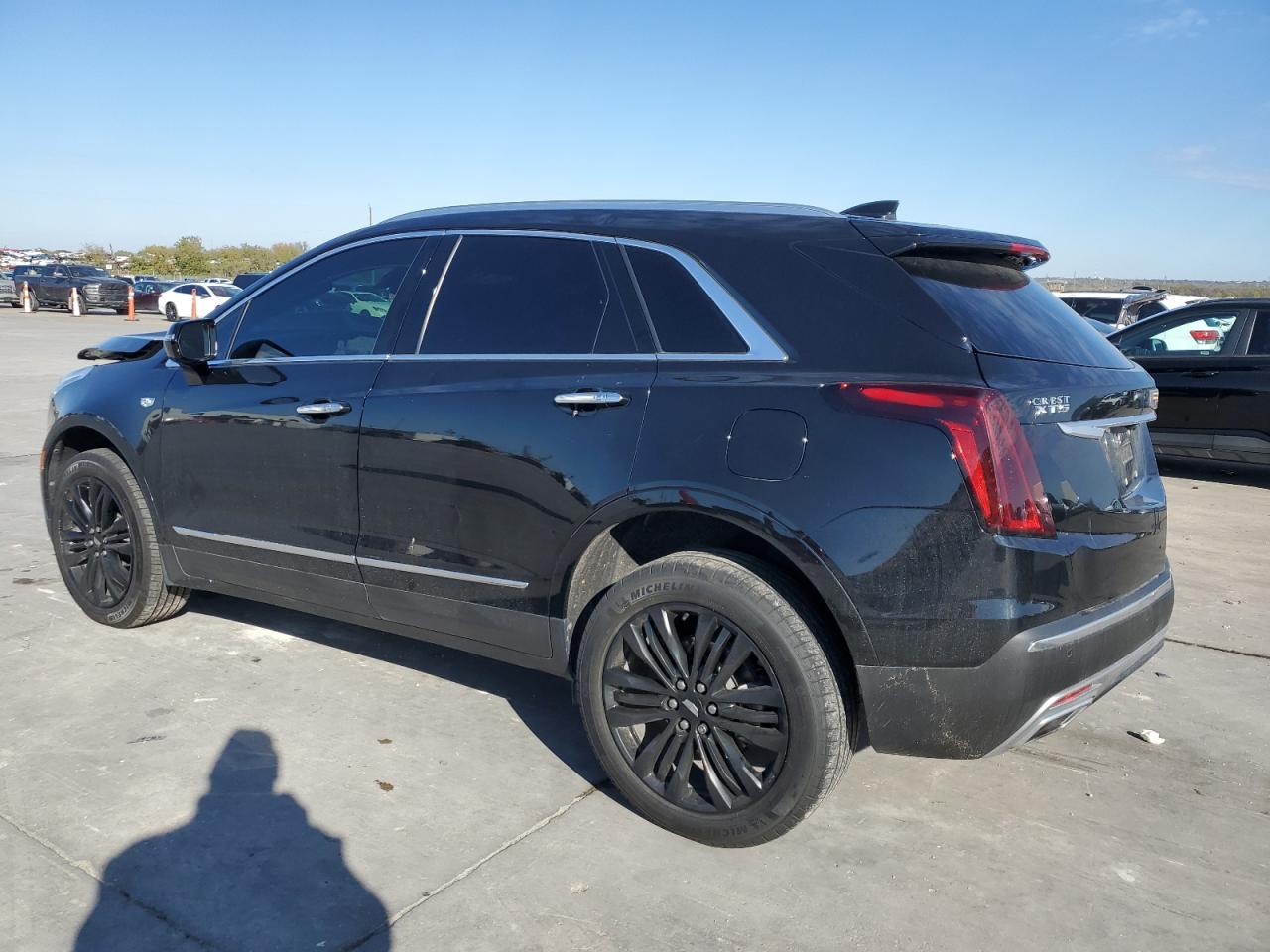 Image 2 of 2021 CADILLAC XT5 PREMIUM LUXURY 2021 with VIN 1GYKNCRS3MZ130382
