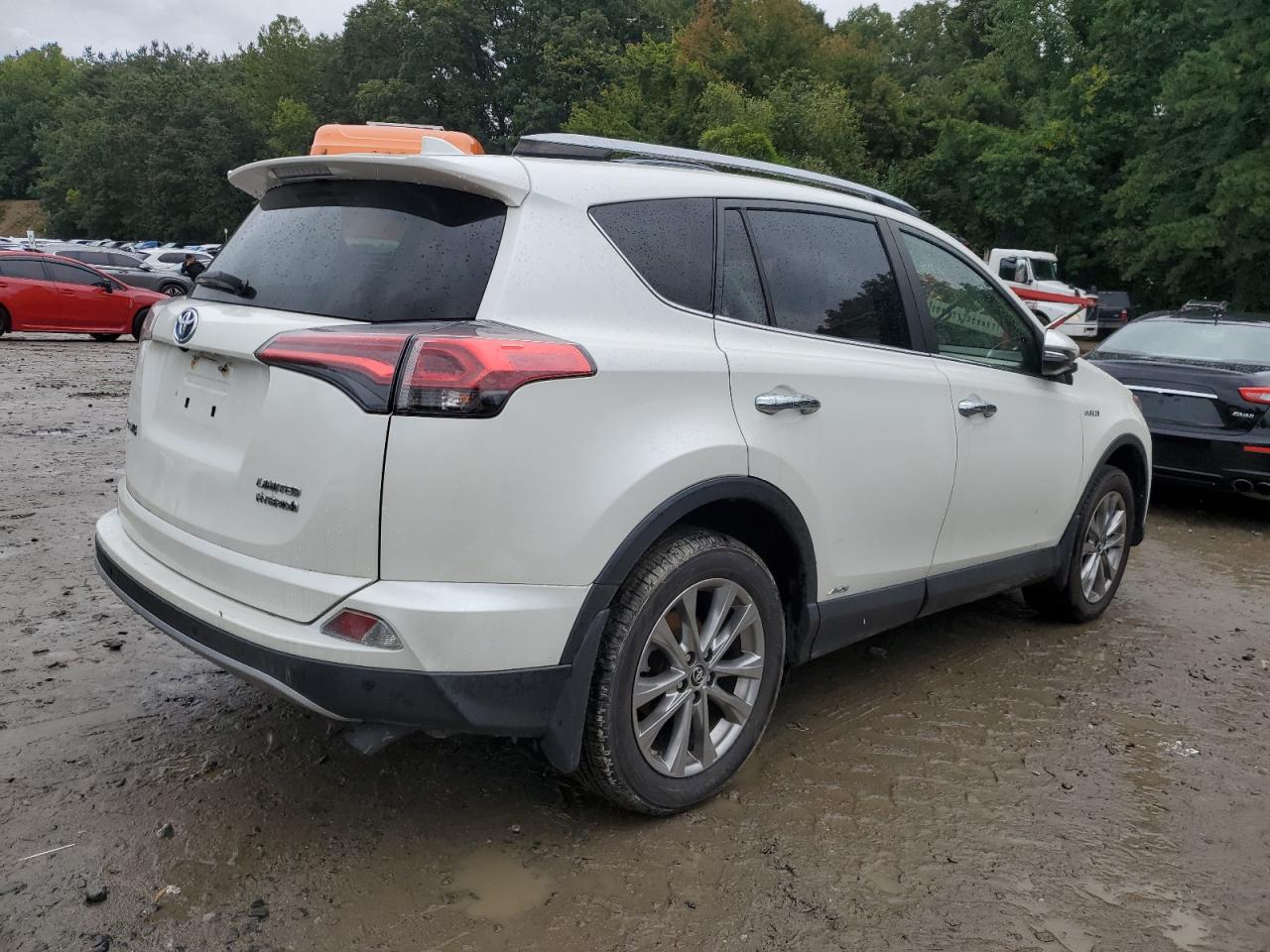 Image 3 of 2017 TOYOTA RAV4 HV LIMITED 2017 with VIN JTMDJREV4HD084397