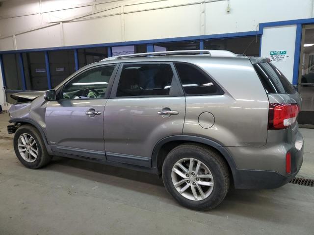 Image 2 of 2014 KIA SORENTO LX 2014 with VIN 5XYKTCA69EG448128