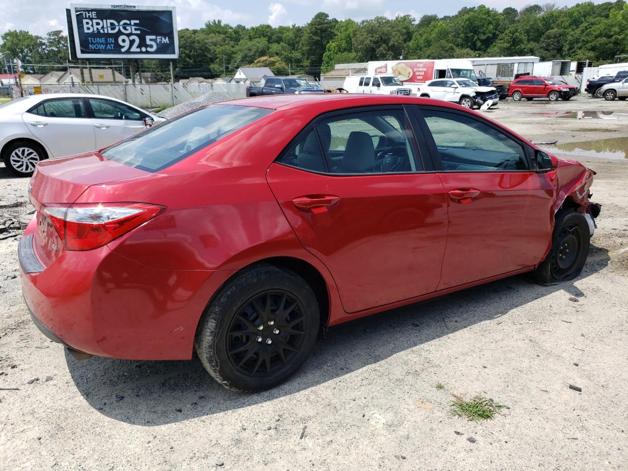 Image 3 of 2015 TOYOTA COROLLA L 2015 with VIN 2T1BURHE7FC321176