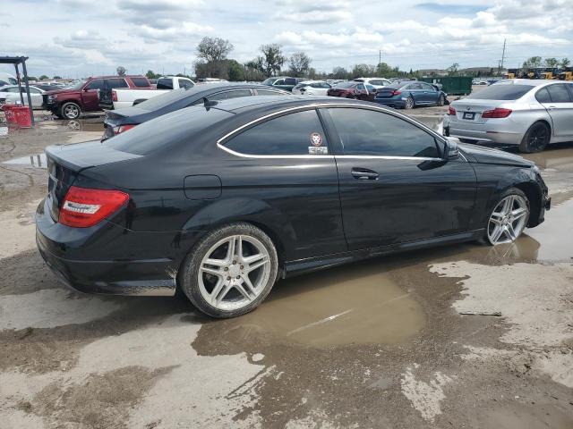 Image 3 of 2013 MERCEDES-BENZ C 250 2013 with VIN WDDGJ4HB4DF964568