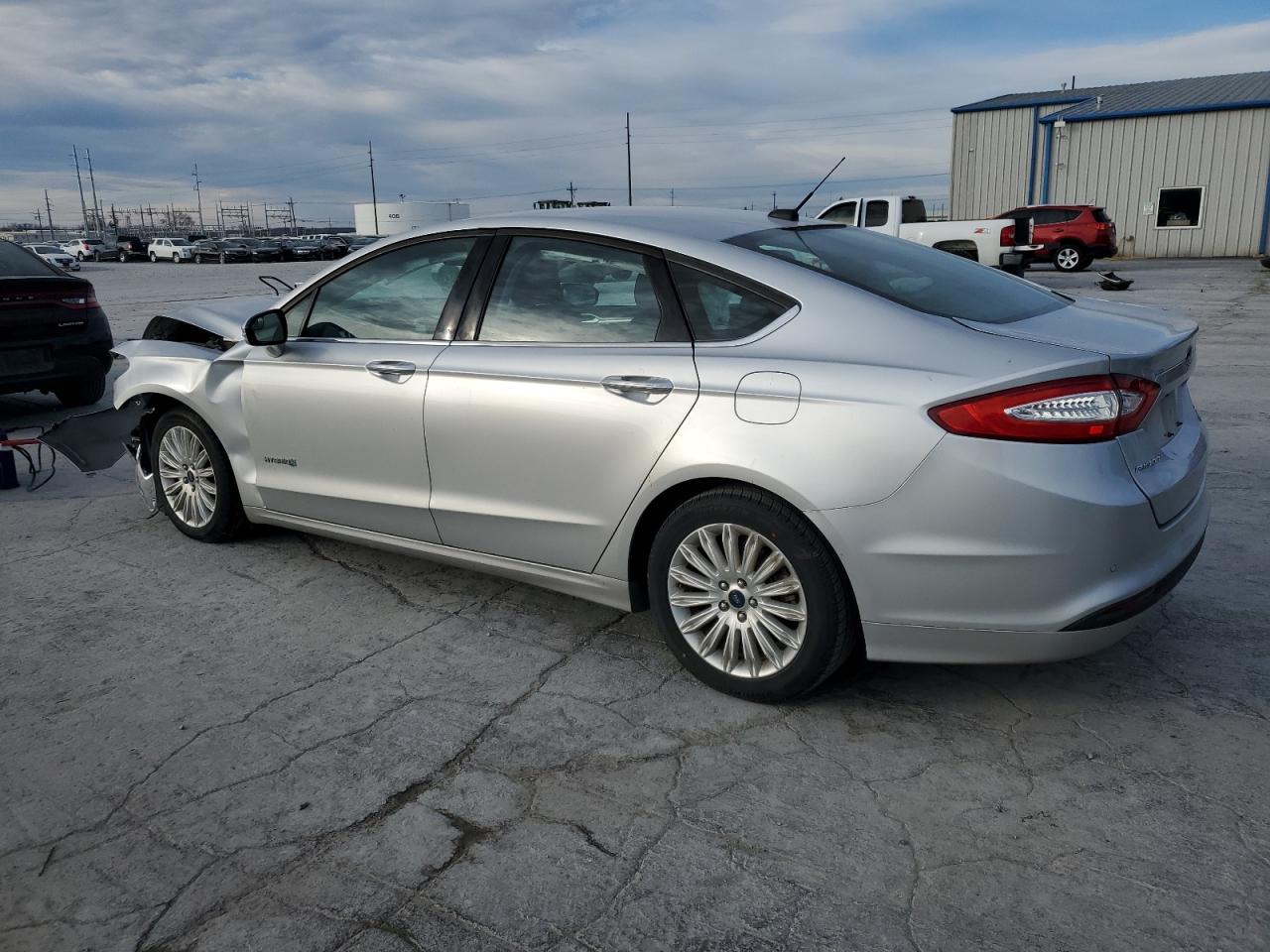 Изображение 2 2016 FORD FUSION SE HYBRID 2016 с VIN 3FA6P0LUXGR398869