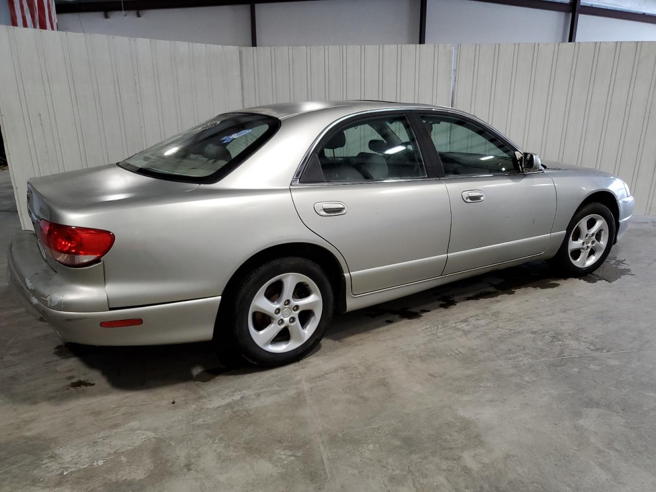 Image 3 of 2001 MAZDA MILLENIA  2001 with VIN JM1TA221711714182