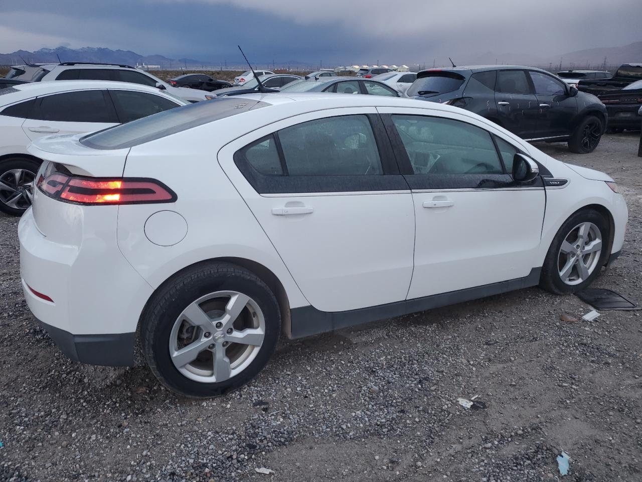 Изображение 3 2013 CHEVROLET VOLT  2013 с VIN 1G1RA6E47DU131713