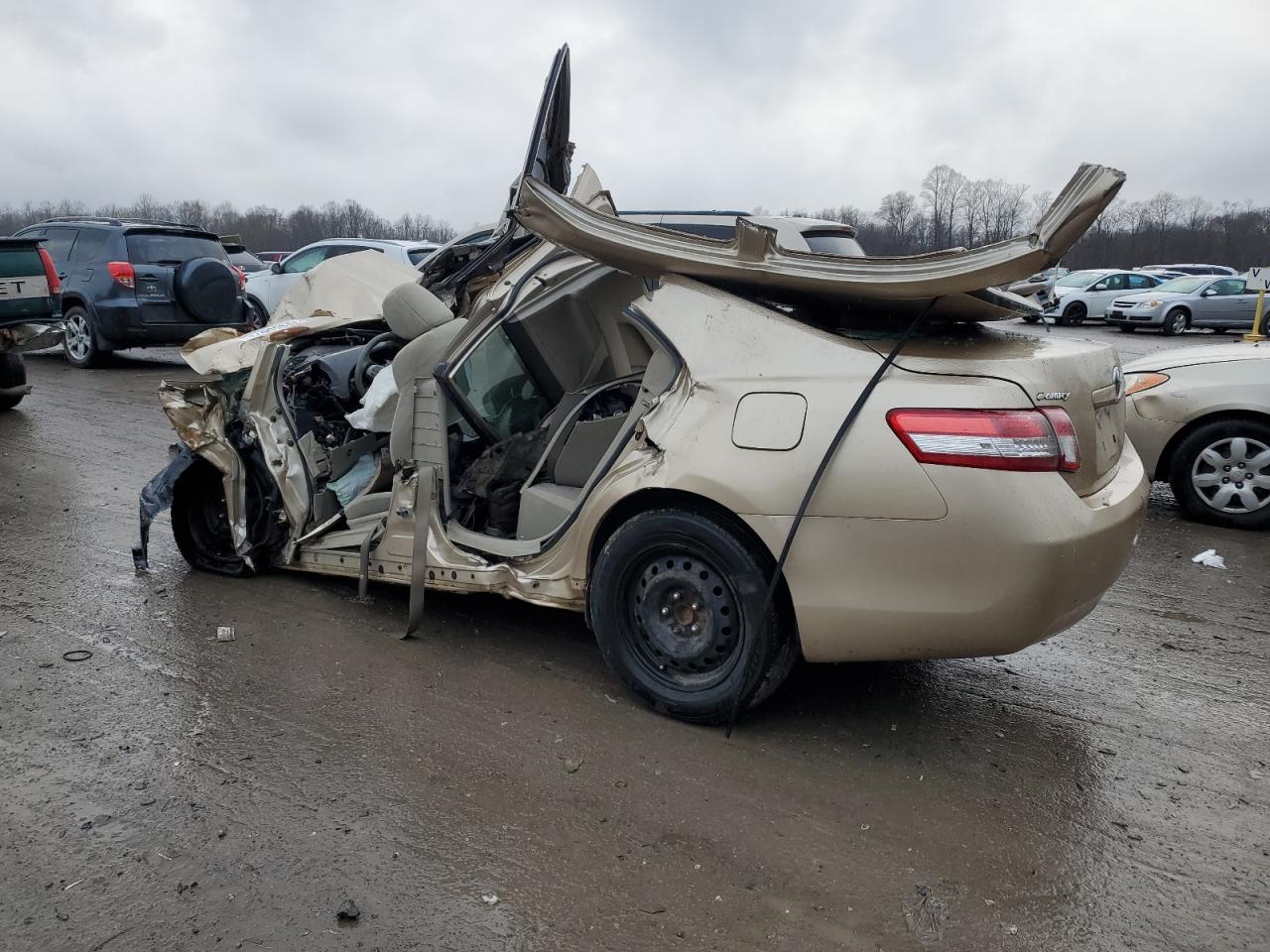 Изображение 2 2011 TOYOTA CAMRY BASE 2011 с VIN 4T1BF3EK4BU122161