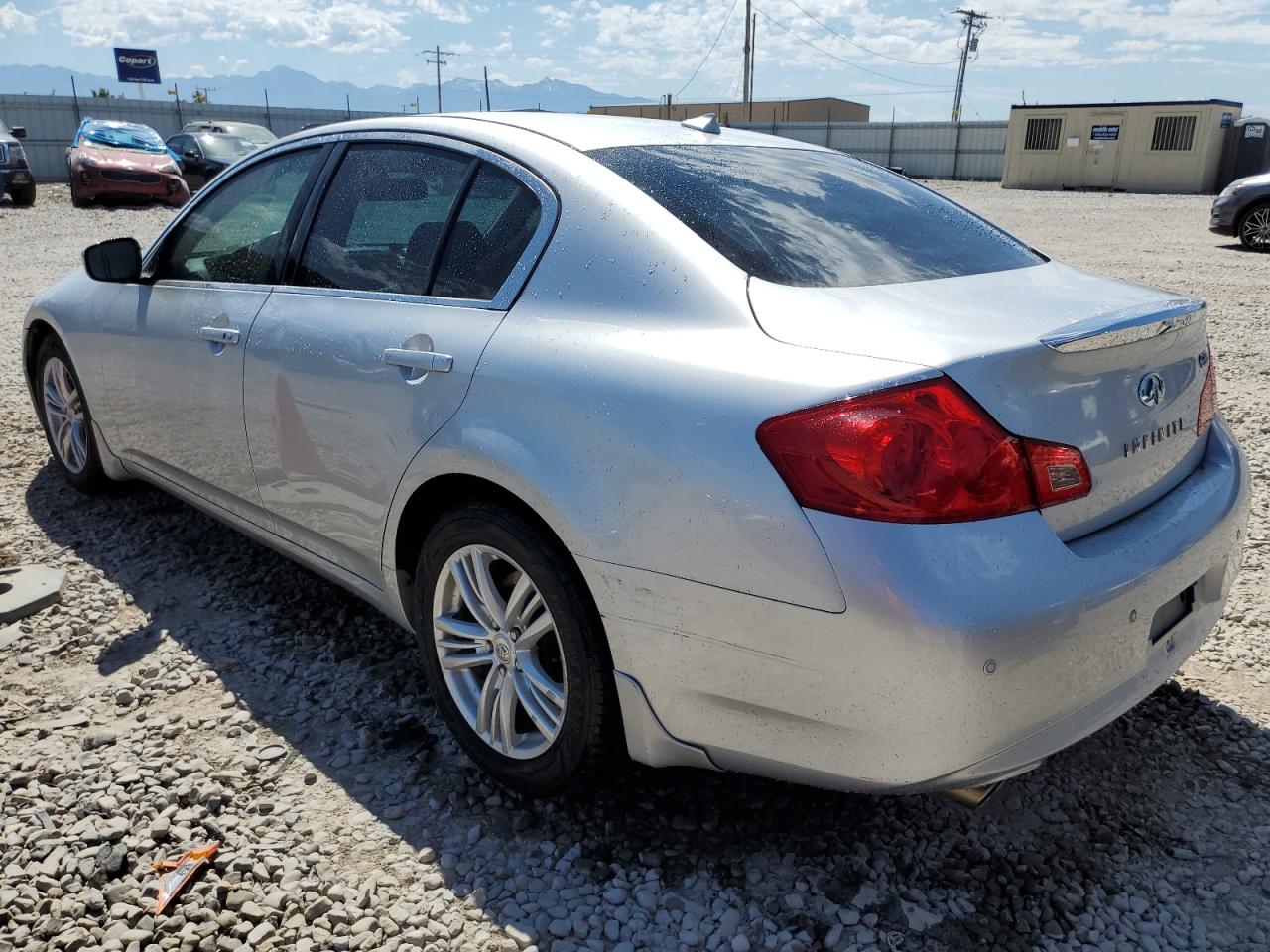 Изображение 2 2010 INFINITI G37  2010 с VIN JN1CV6AR3AM453993