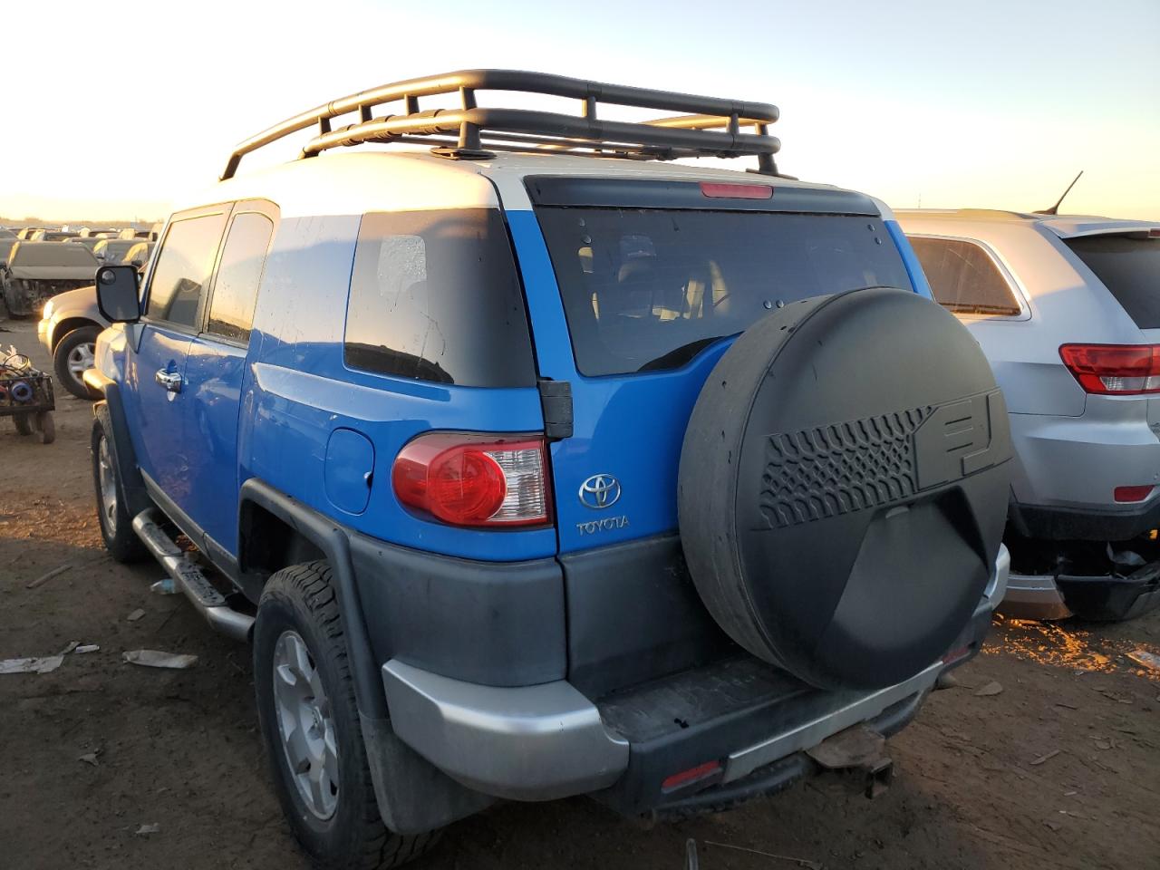 Obraz 2 z 2007 TOYOTA FJ CRUISER  2007 z VIN JTEBU11F070008725