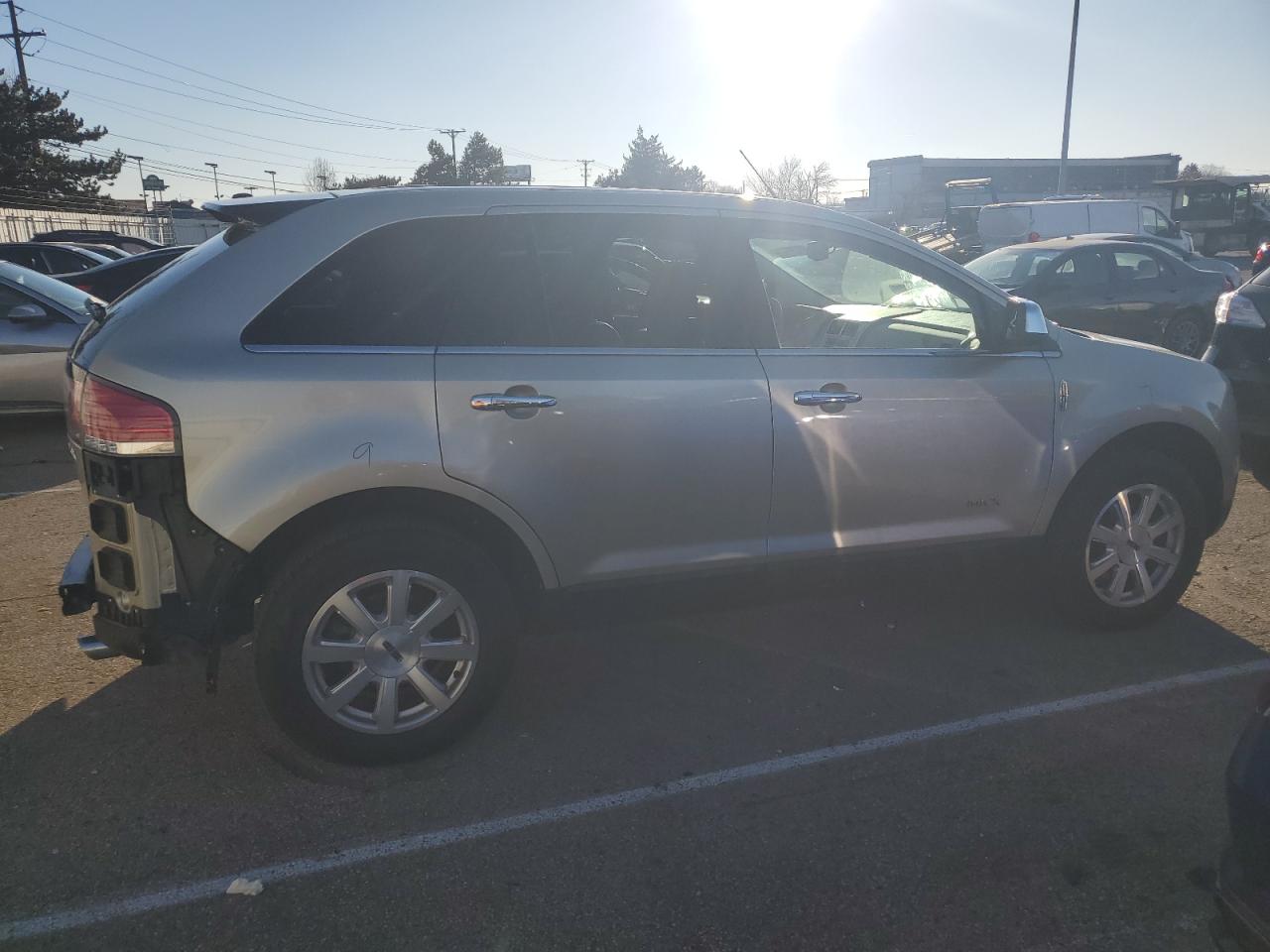 Image 3 of 2010 LINCOLN MKX  2010 with VIN 2LMDJ6JC6ABJ25739