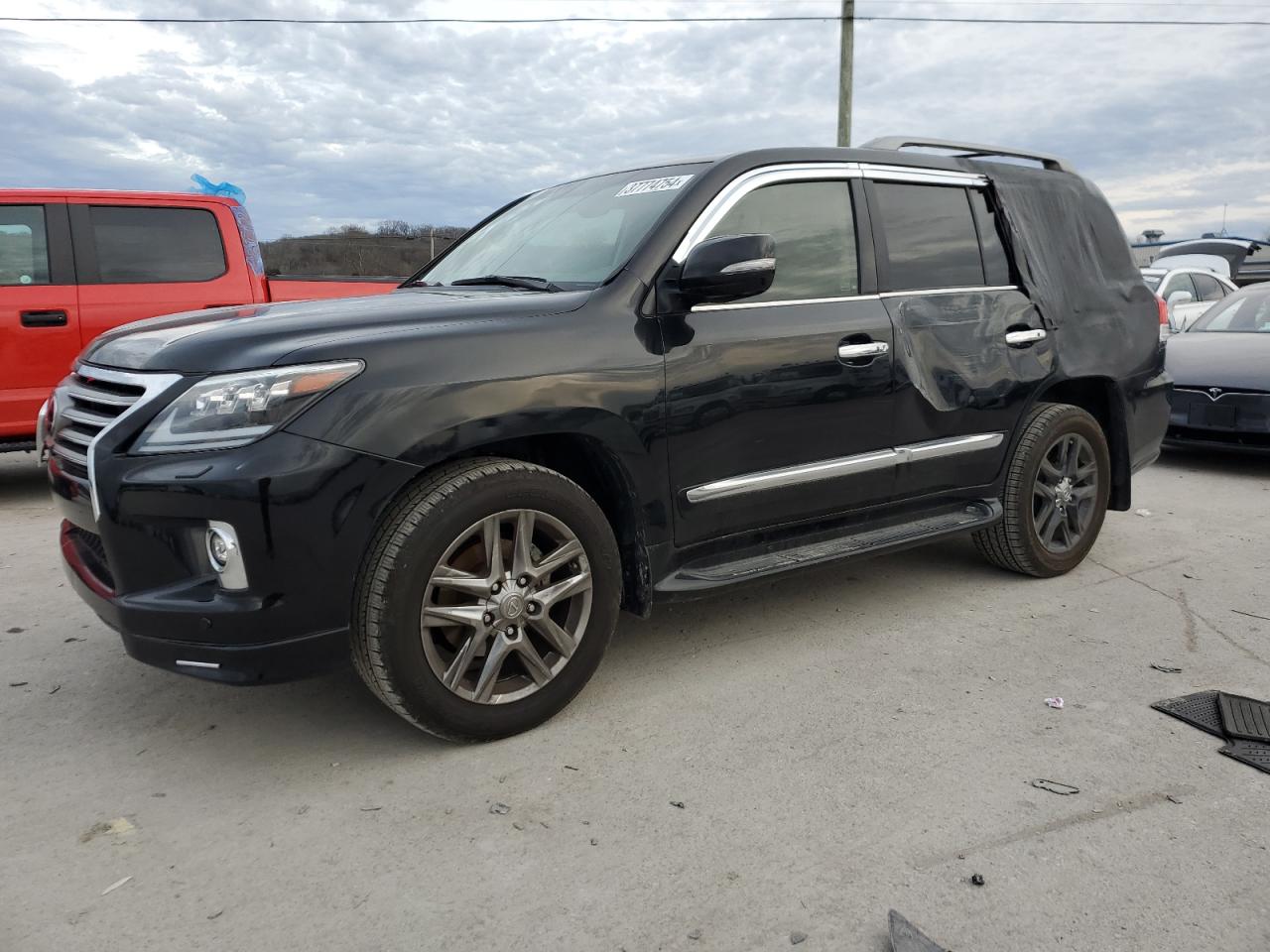 Obraz 1 z 2015 LEXUS LX 570 2015 z VIN JTJHY7AX8F4183680
