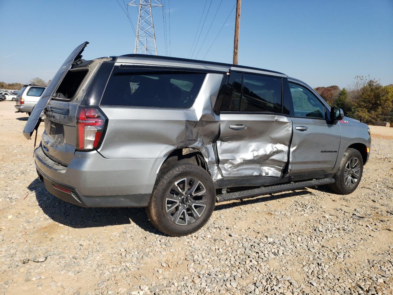 Image 3 of 2023 CHEVROLET SUBURBAN K1500 Z71 2023 with VIN 1GNSKDKD5PR131478