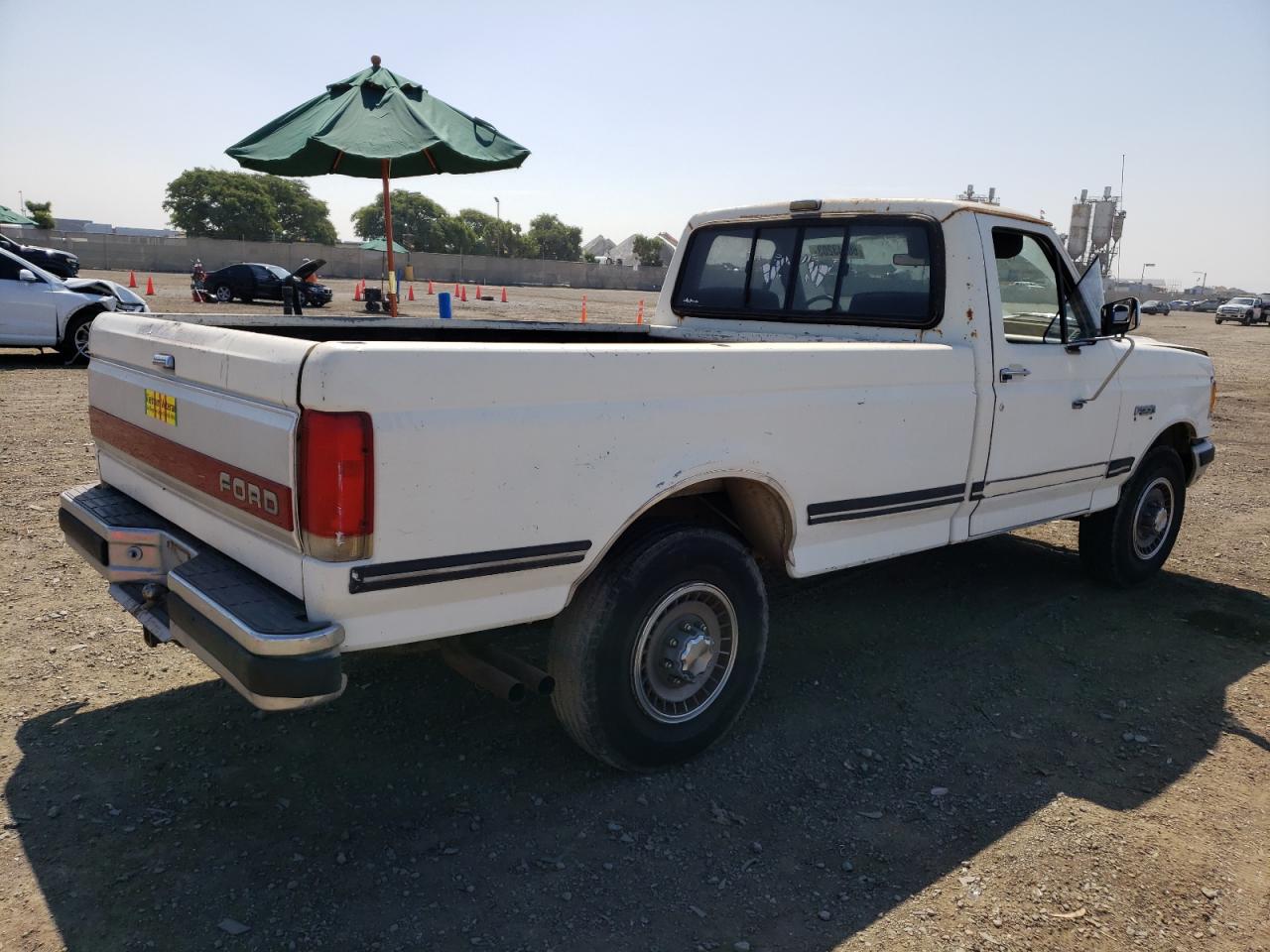 Image 3 of 1991 FORD F250  1991 with VIN 2FTHF25H4MCA13330