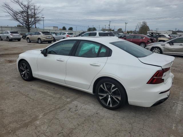 Изображение 2 2024 VOLVO S60 CORE 2024 с VIN 7JRL12FKXRG280790