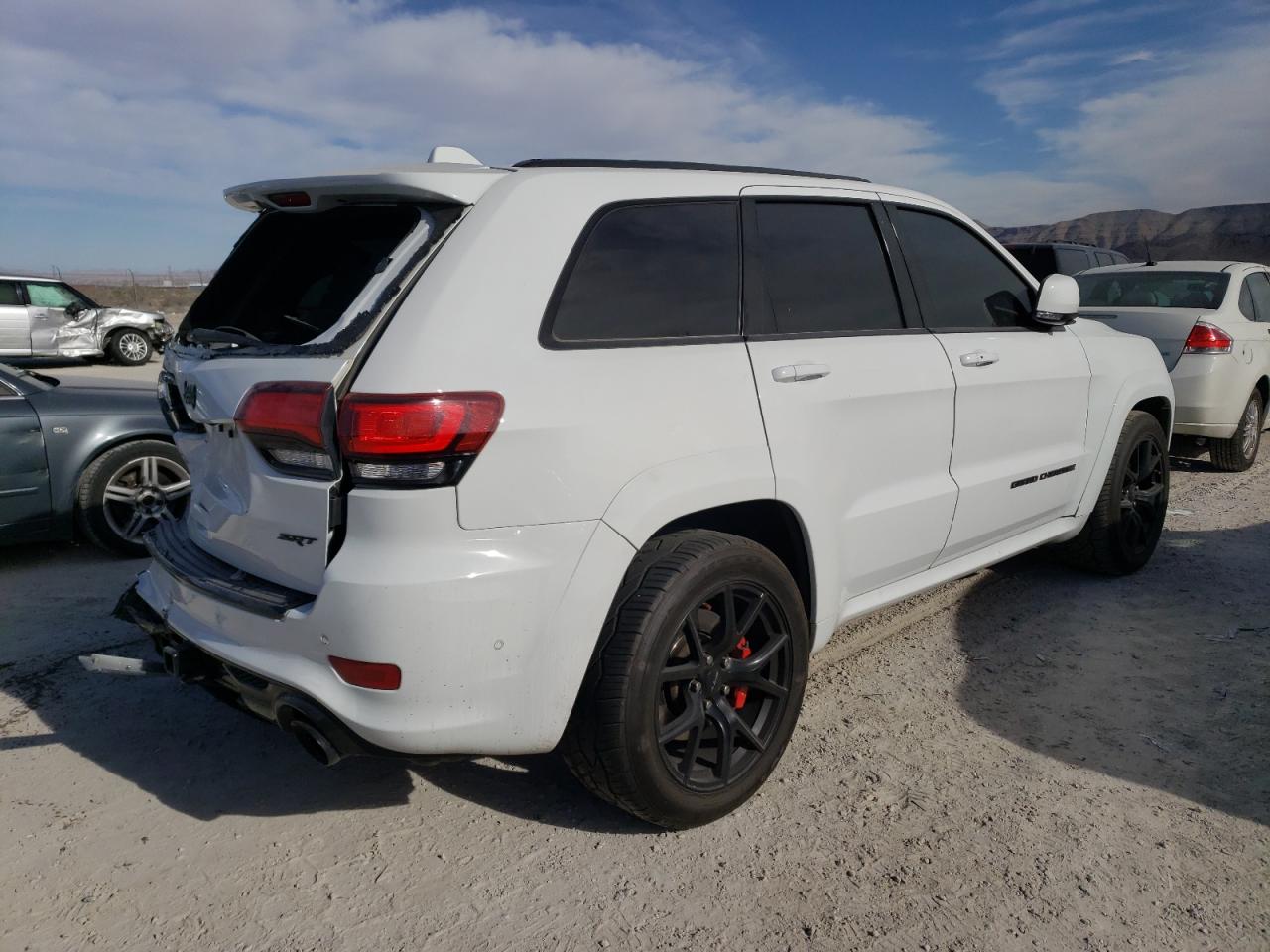 Изображение 3 2020 JEEP GRAND CHEROKEE SRT-8 2020 с VIN 1C4RJFDJ9LC376936