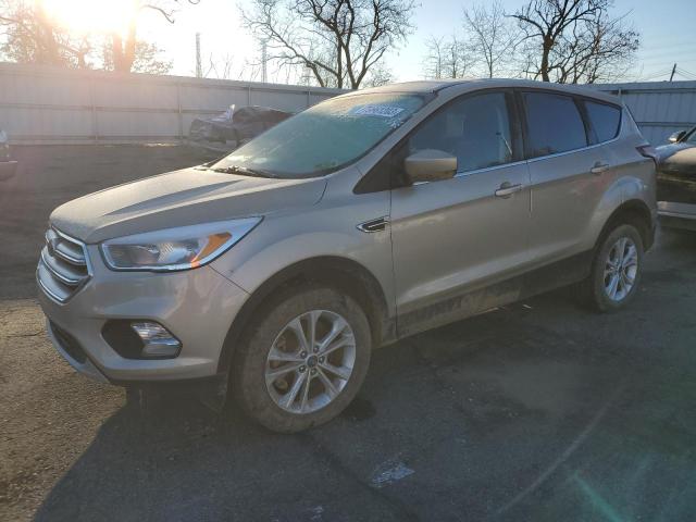 Obraz 1 z 2017 FORD ESCAPE SE 2017 z VIN 1FMCU9G97HUE68043