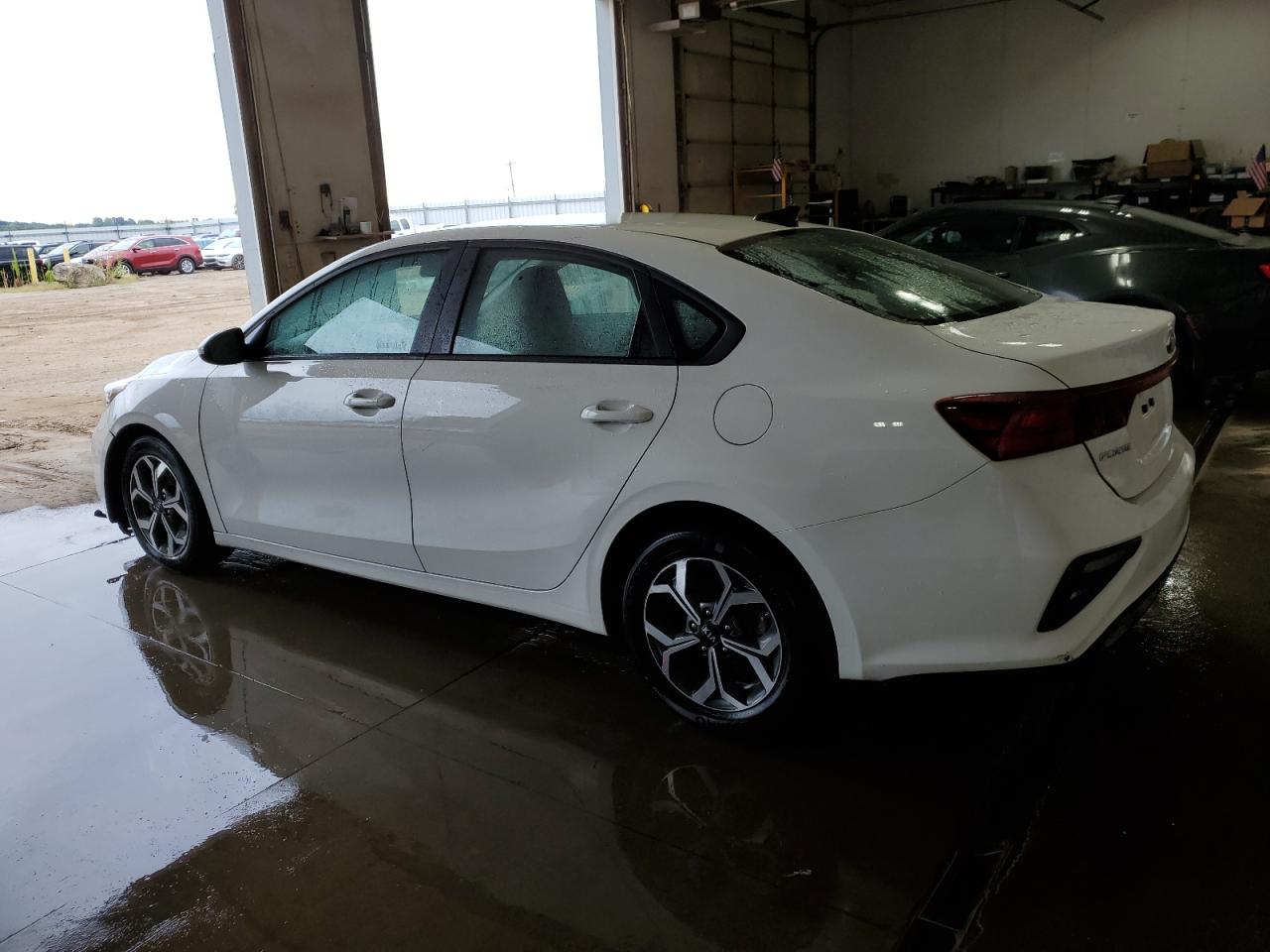 Image 2 of 2019 KIA FORTE FE 2019 with VIN 3KPF24AD7KE121258