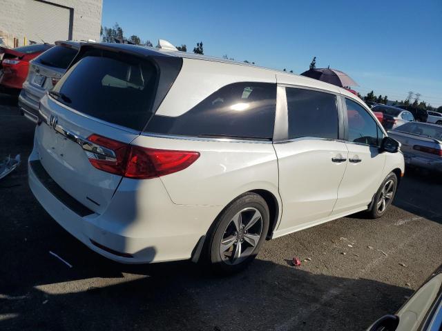 Image 3 of 2019 HONDA ODYSSEY TOURING 2019 with VIN 5FNRL6H81KB006857