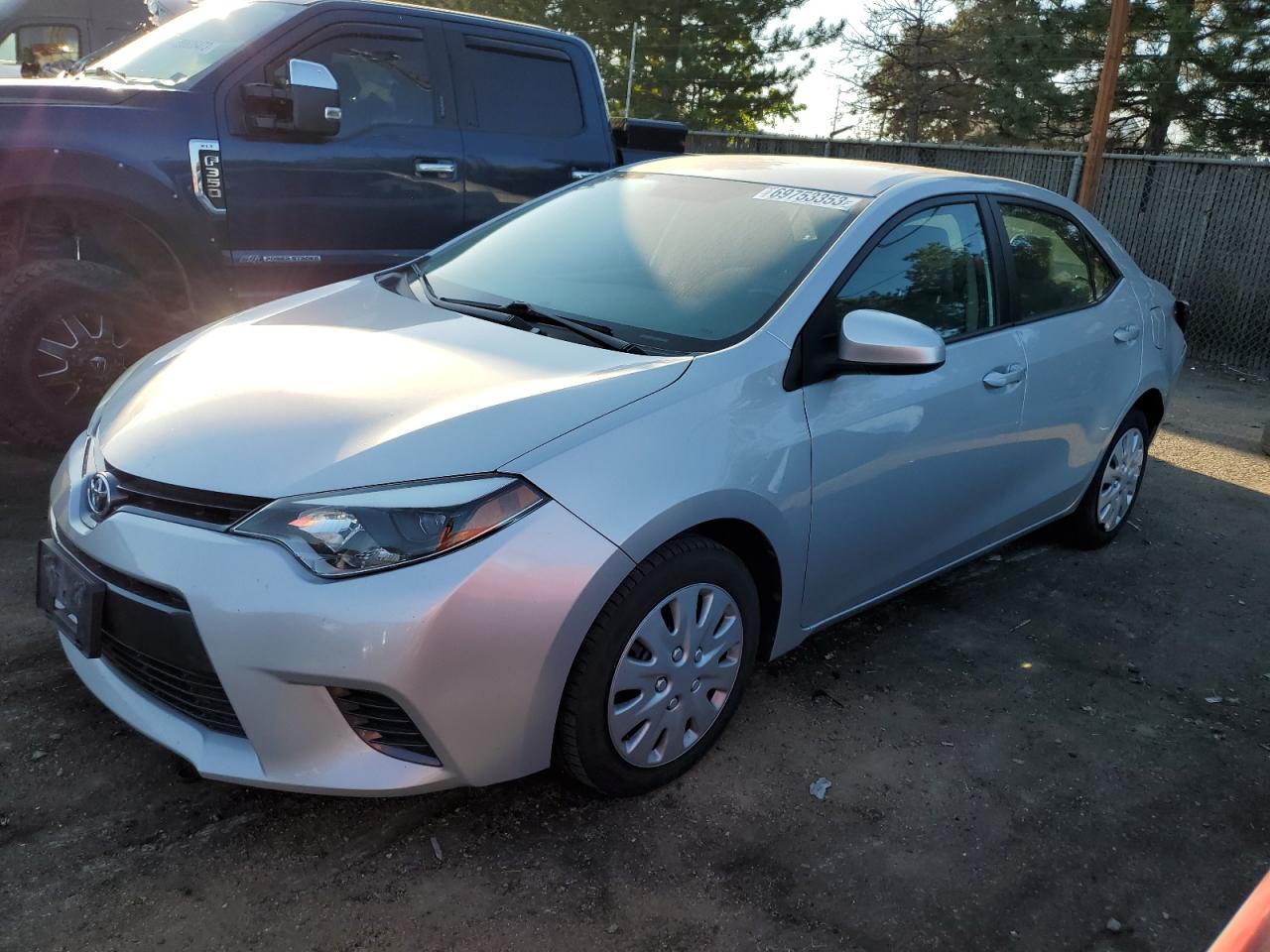 Obraz 1 z 2015 TOYOTA COROLLA L 2015 z VIN 2T1BURHE7FC432830
