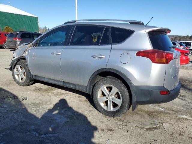 Image 2 of 2014 TOYOTA RAV4 XLE 2014 with VIN 2T3RFREV8EW147037