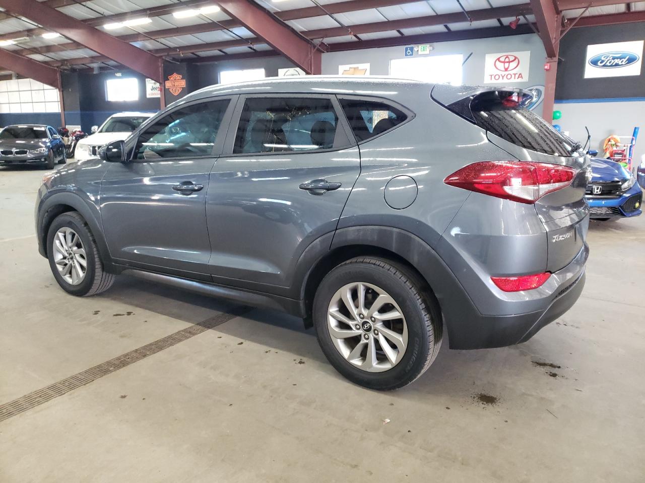 Image 2 of 2016 HYUNDAI TUCSON LIMITED 2016 with VIN KM8J3CA4XGU090724