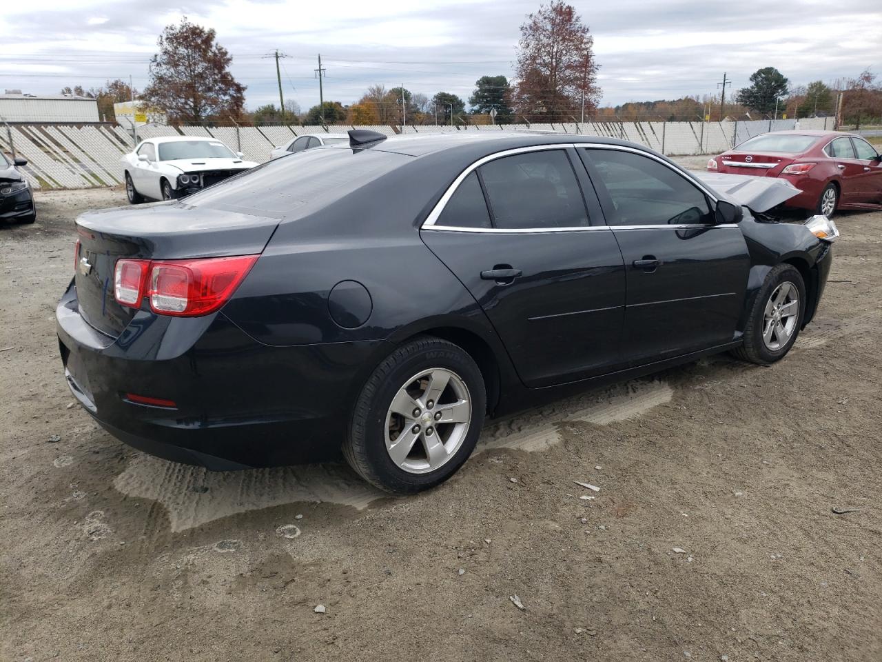 Obraz 3 z 2015 CHEVROLET MALIBU LS 2015 z VIN 1G11A5SL1FF317659