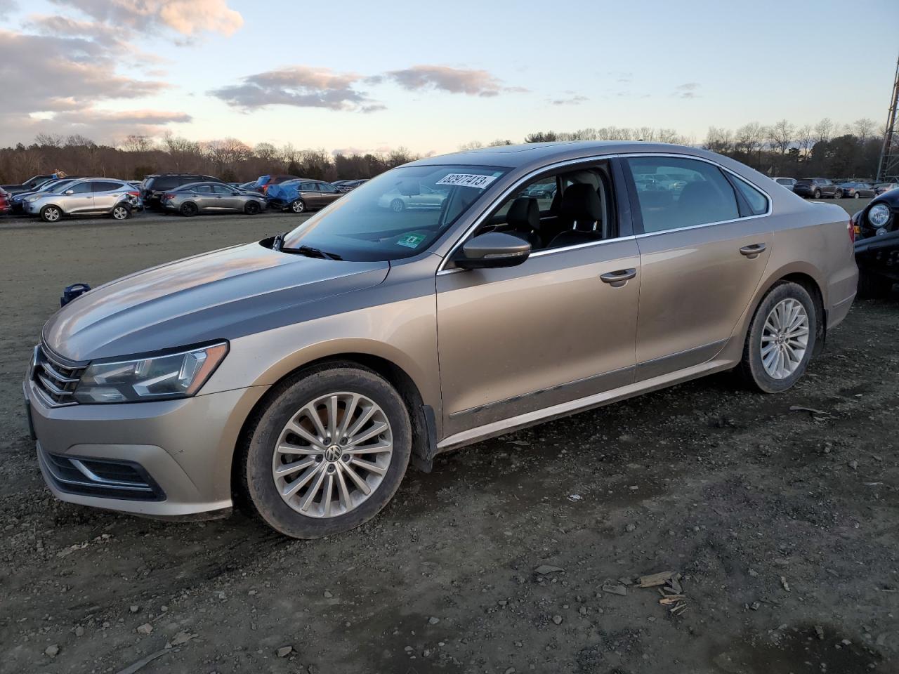 Obraz 1 z 2016 VOLKSWAGEN PASSAT SE 2016 z VIN 1VWBT7A36GC052241