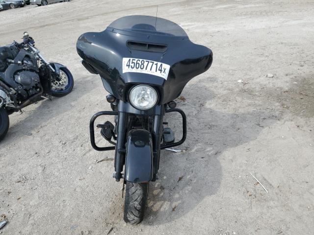 Image 1 of 2018 HARLEY-DAVIDSON FLHXS STREET GLIDE SPECIAL 2018 with VIN 1HD1KRC1XJB686494
