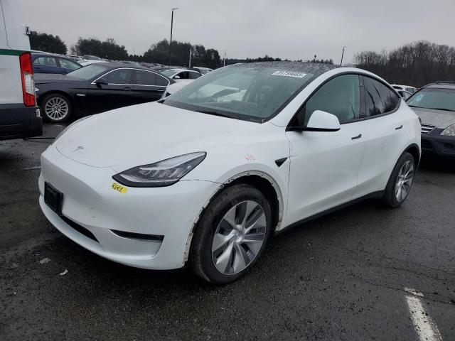 Obraz 1 z 2021 TESLA MODEL Y  2021 z VIN 5YJYGAEE5MF237146