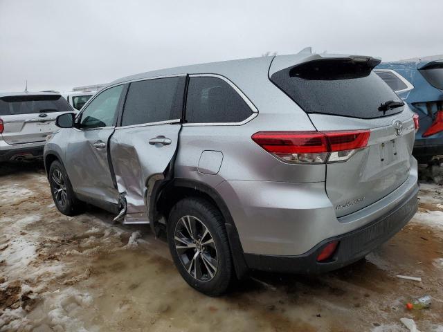 Image 2 of 2019 TOYOTA HIGHLANDER LE 2019 with VIN 5TDBZRFH6KS737042