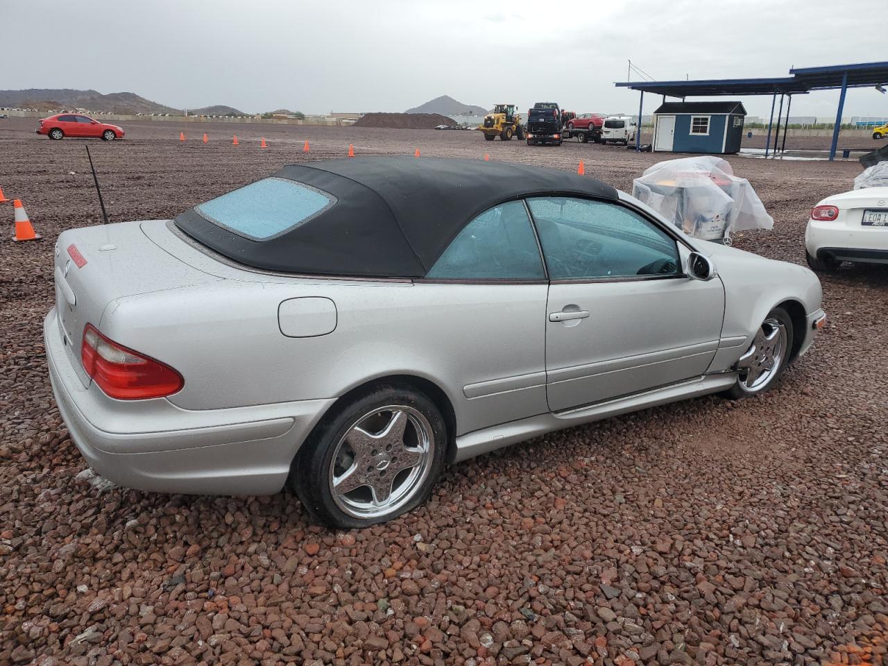 Image 3 of 2001 MERCEDES-BENZ CLK 430 2001 with VIN WDBLK70G81T083981
