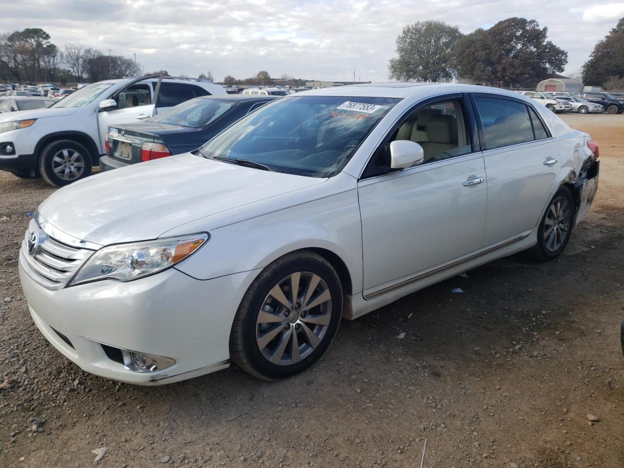 2012 TOYOTA AVALON BASE 2012 image