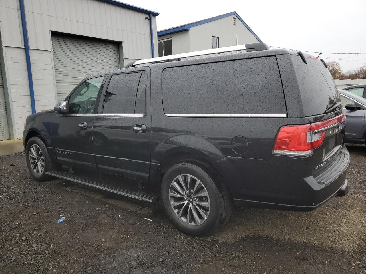 Obraz 2 z 2015 LINCOLN NAVIGATOR L 2015 z VIN 5LMJJ3JTXFEJ01949