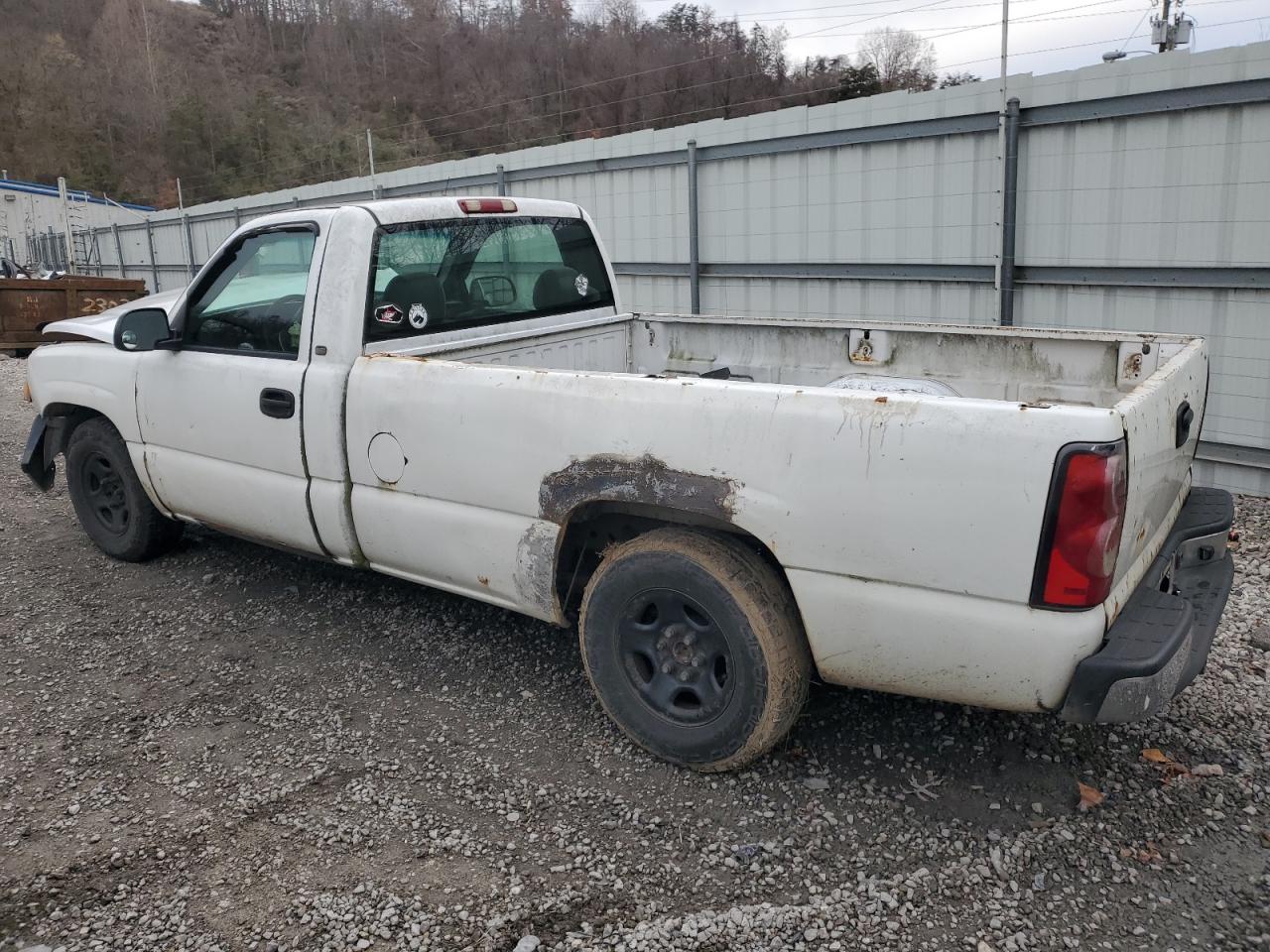 Obraz 2 z 2004 CHEVROLET SILVERADO C1500 2004 z VIN 1GCEC14V14Z179420