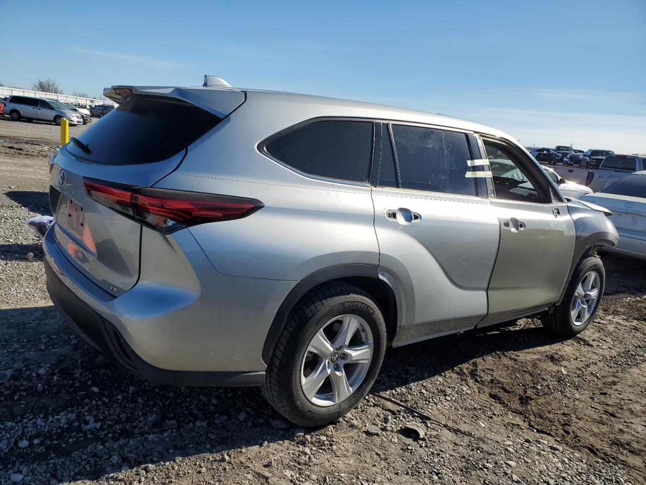 Изображение 3 2020 TOYOTA HIGHLANDER L 2020 с VIN 5TDZZRAHXLS504756