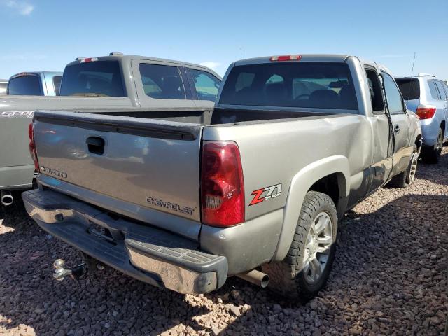 Obraz 3 z 2003 CHEVROLET SILVERADO K1500 2003 z VIN 1GCEK19T33E251203