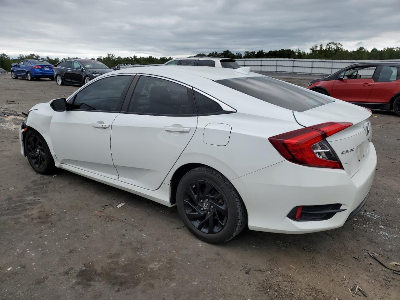 Image 2 of 2017 HONDA CIVIC EX 2017 with VIN 2HGFC2F7XHH571876