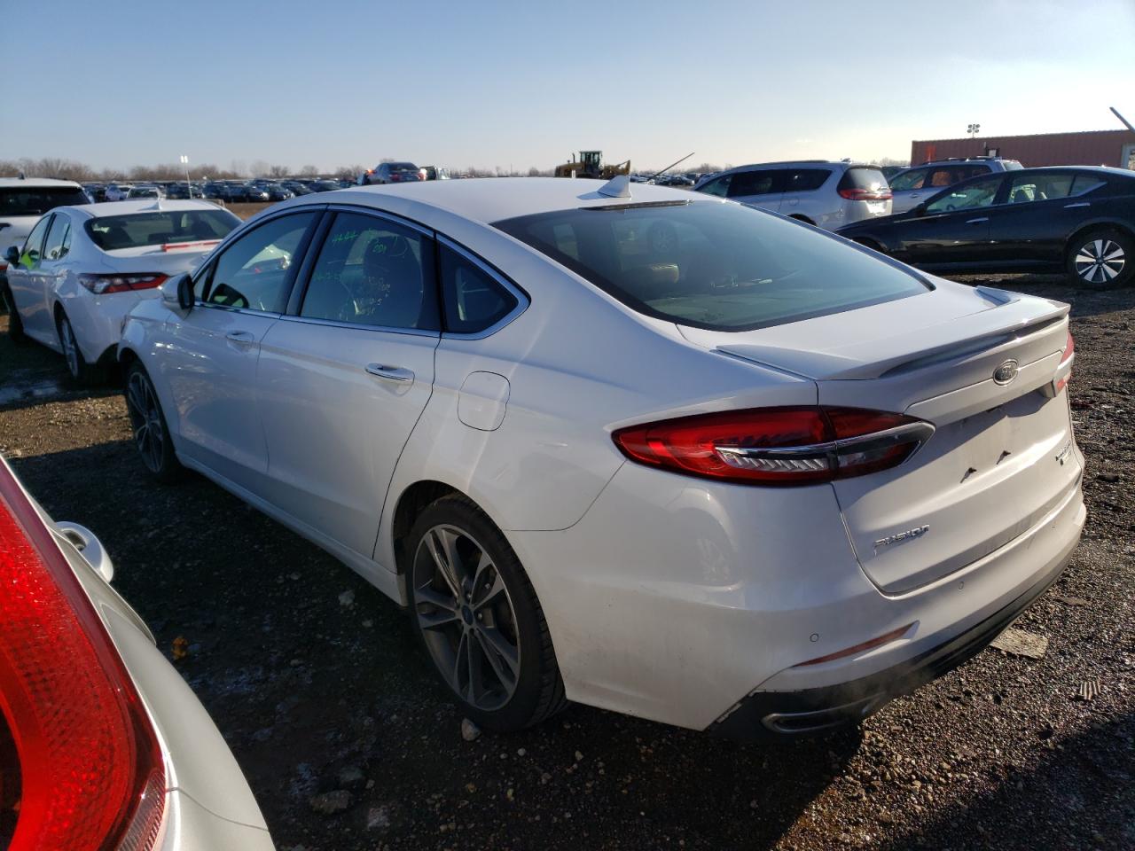 Obraz 2 z 2019 FORD FUSION TITANIUM 2019 z VIN 3FA6P0D98KR153233