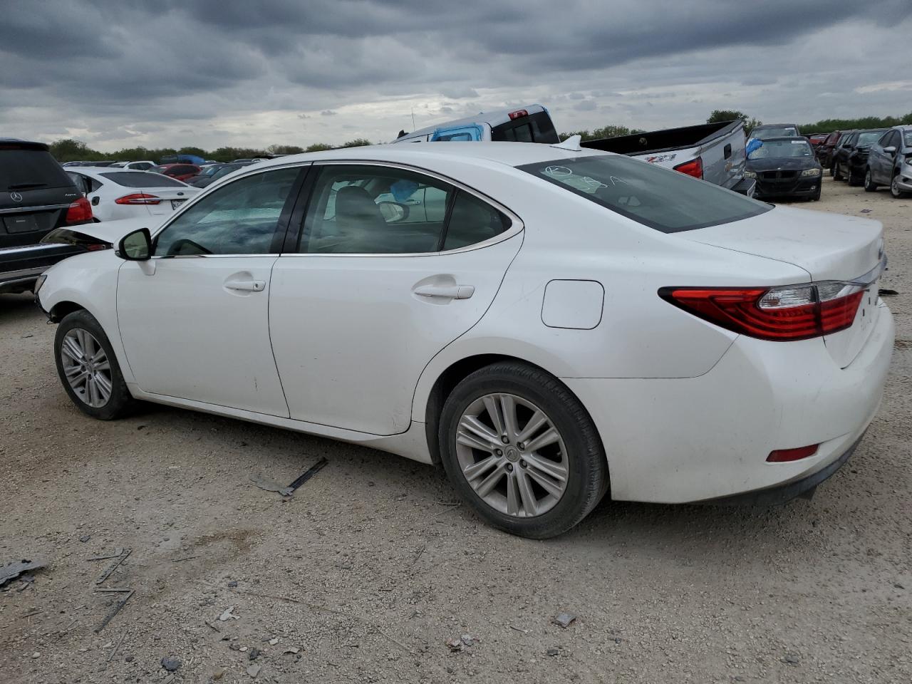 Image 2 of 2013 LEXUS ES 350 2013 with VIN JTHBK1GG6D2030916